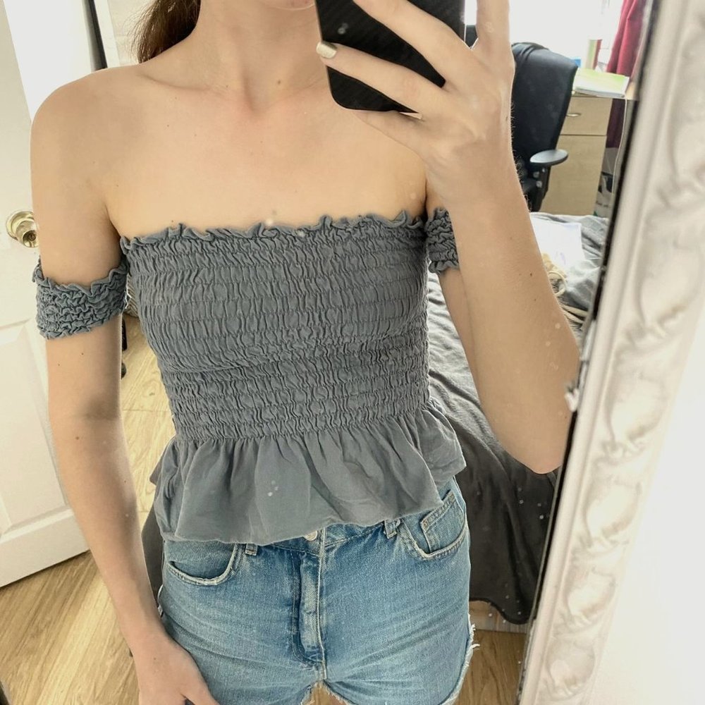 Urban outfittersTruly madly Deeply blue off the shoulder smocked ruffle crop top